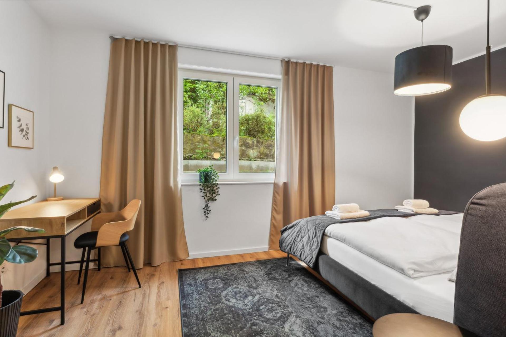 Zwei Apartments Fuer Bis Zu 8 Personen Zentral, Modern, Mit Terrasse & Balkon Bielefeld Exterior photo
